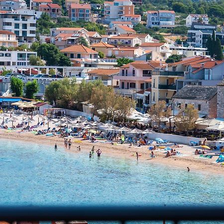 Luxury Apartments Azalea Примоштен Экстерьер фото
