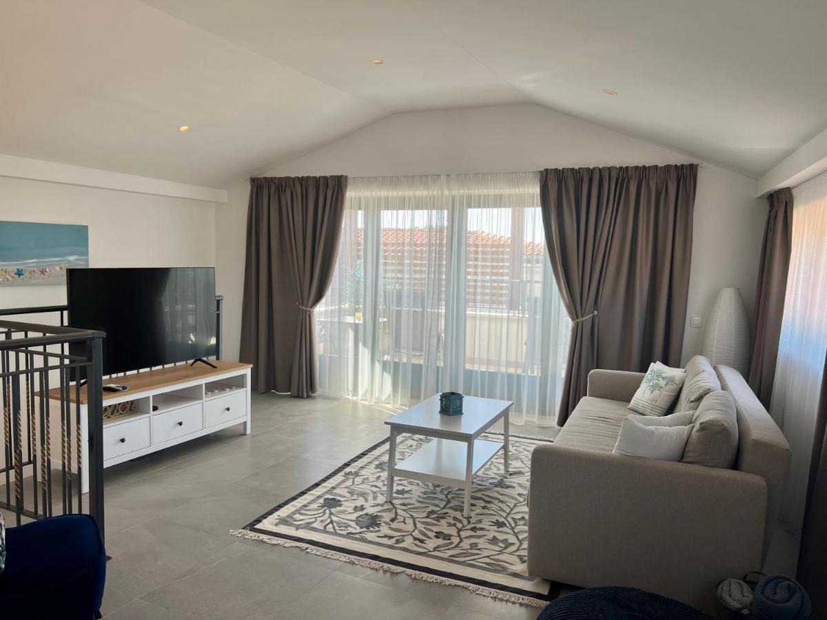 Luxury Apartments Azalea Примоштен Экстерьер фото