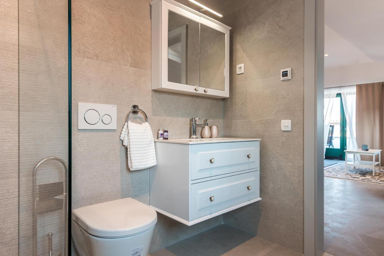 Luxury Apartments Azalea Примоштен Экстерьер фото