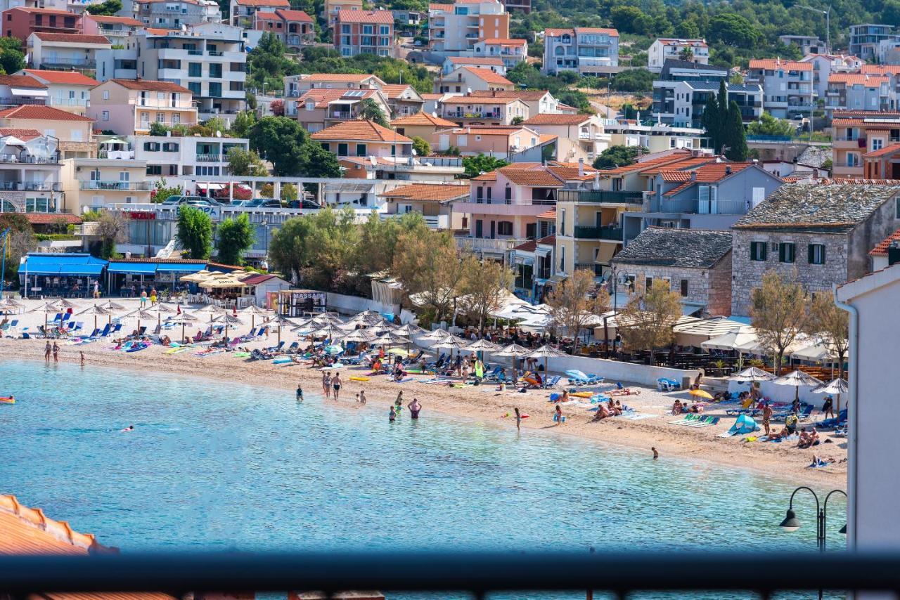 Luxury Apartments Azalea Примоштен Экстерьер фото