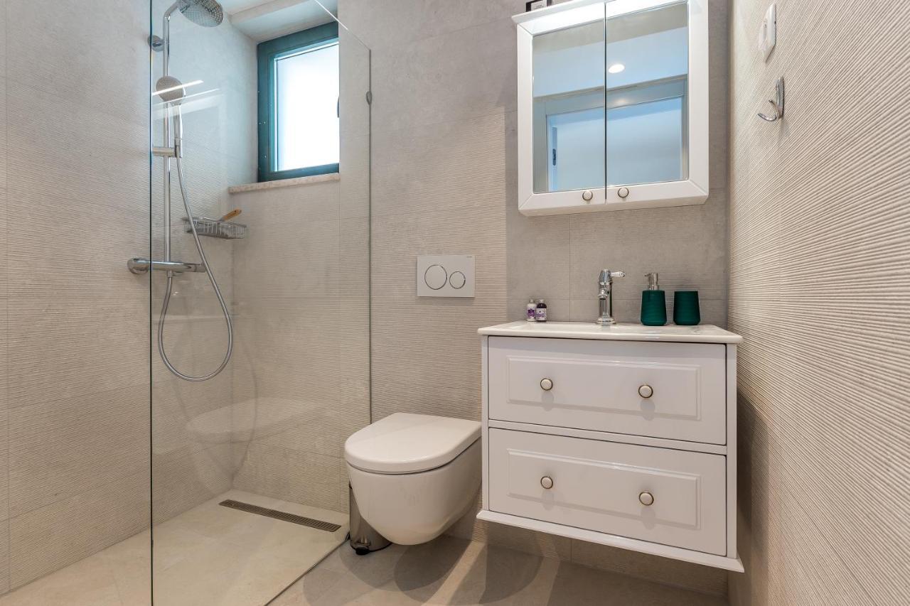 Luxury Apartments Azalea Примоштен Экстерьер фото