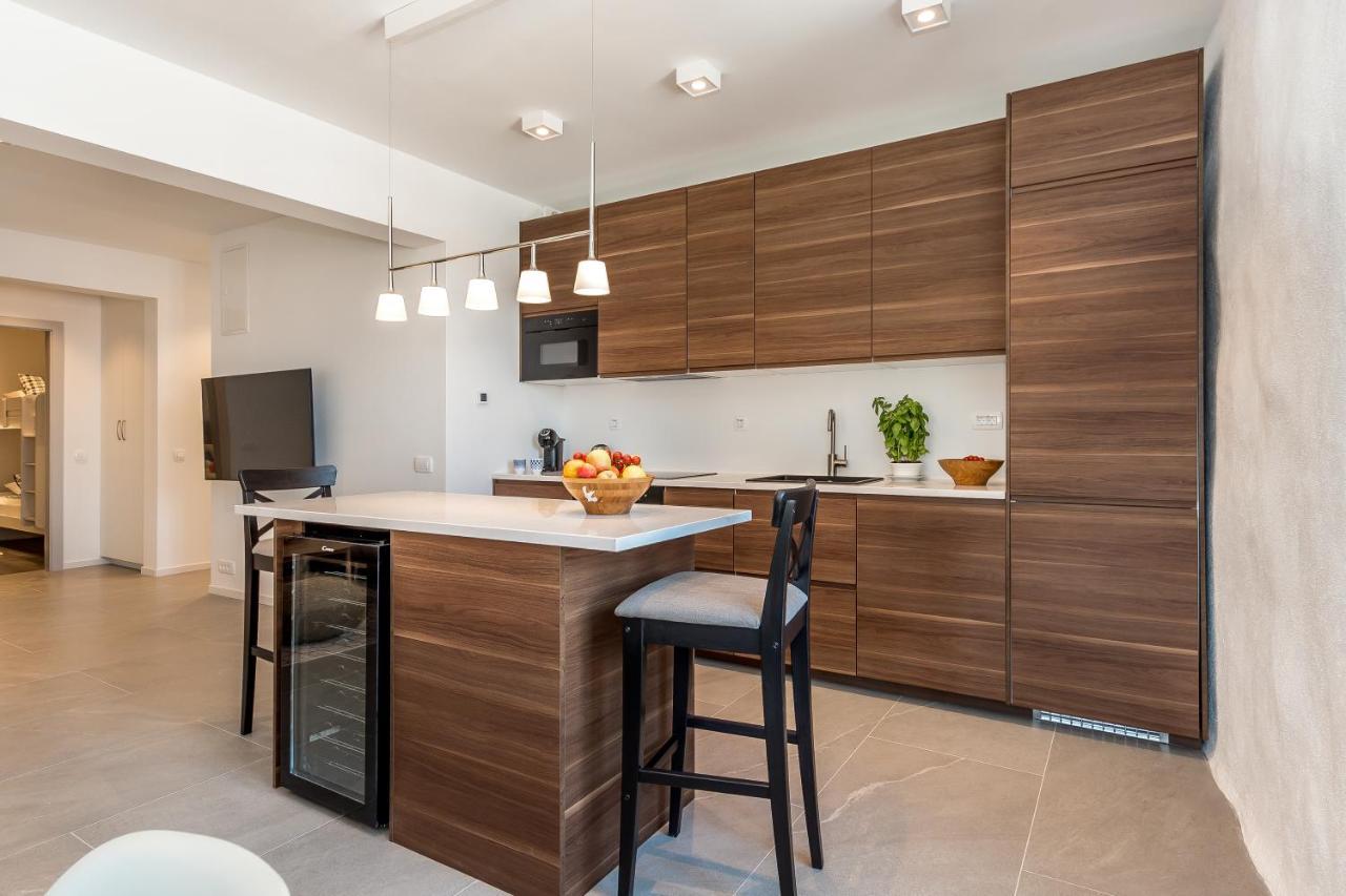 Luxury Apartments Azalea Примоштен Экстерьер фото
